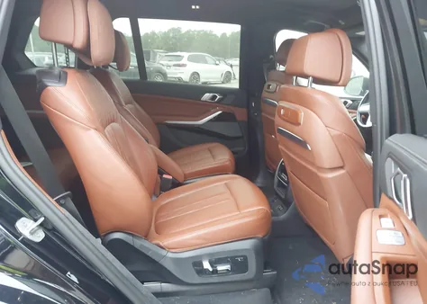 2023 BMW X7 xDrive40I z USA, uszkodzony, nr VIN 5UX23EM08P9P90076